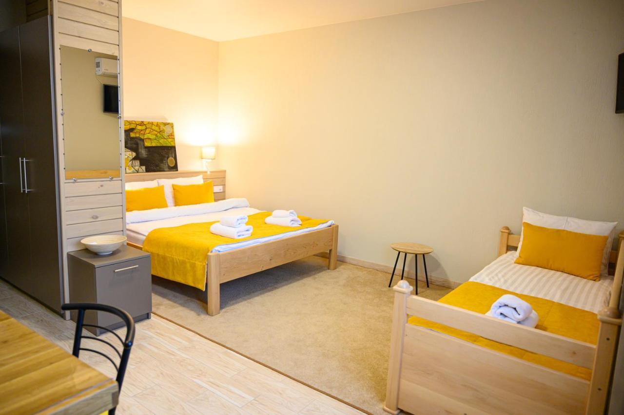 Space Apart Hotel Lutsʼk Εξωτερικό φωτογραφία